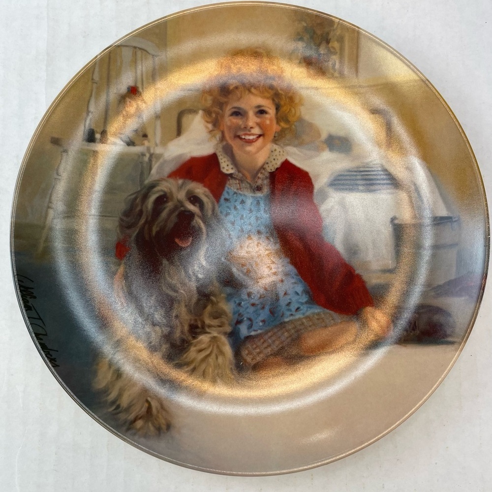 Vintage Plate "Annie and Sandy" Plate 1982 William Chambers